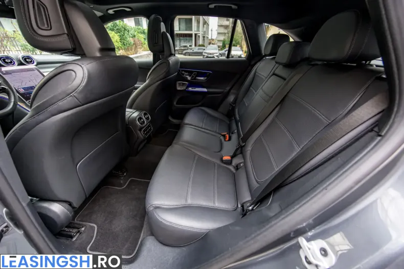 Mercedes-Benz GLC 300 (Clasa GLC) din 2023 cu 58.000 km - oferta MER206758 - foto 18