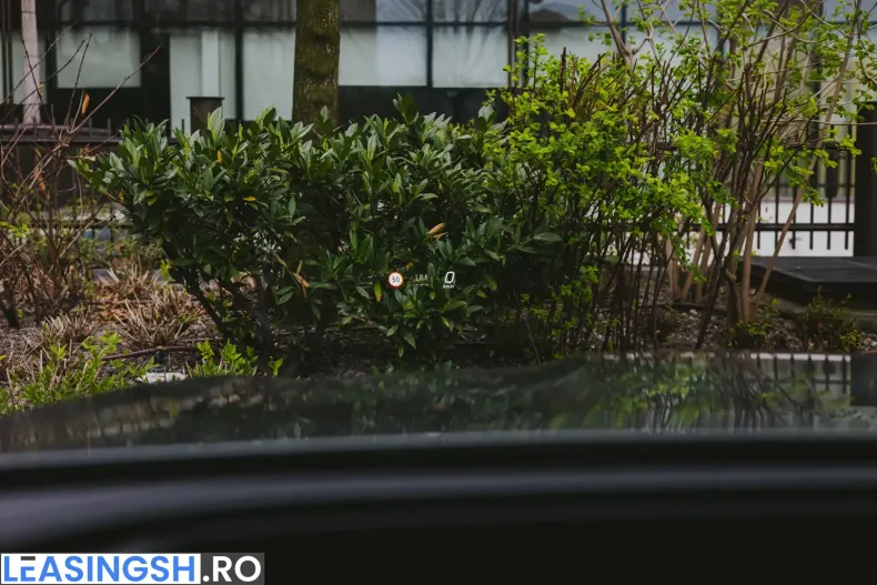 Mercedes-Benz GLC 300 (Clasa GLC) din 2023 cu 58.000 km - oferta MER206758 - foto 35