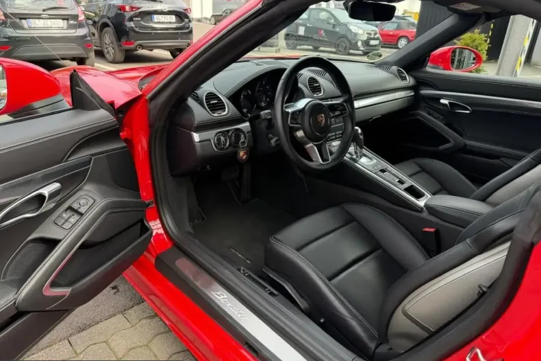 Porsche Boxster din 2024 cu 7.818 km - oferta POR206759 - foto 6