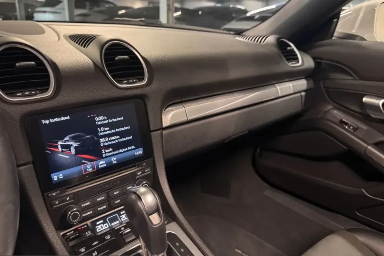 Porsche Boxster din 2022 cu 22.400 km - oferta POR206761 - foto 17