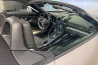 Porsche Boxster din 2022 cu 22.400 km - oferta POR206761 - foto 26