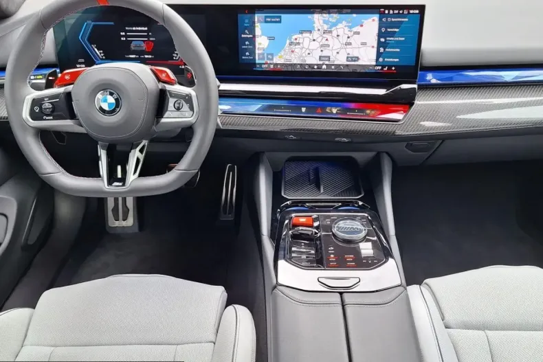 BMW M5 (Seria 5) din 2025 cu 4.843 km - oferta BMW206768 - foto 6