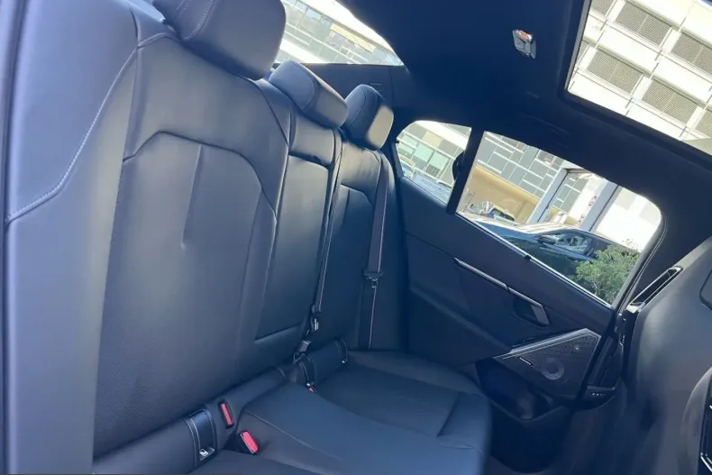 BMW M5 (Seria 5) din 2025 cu 5.282 km - oferta BMW206770 - foto 11