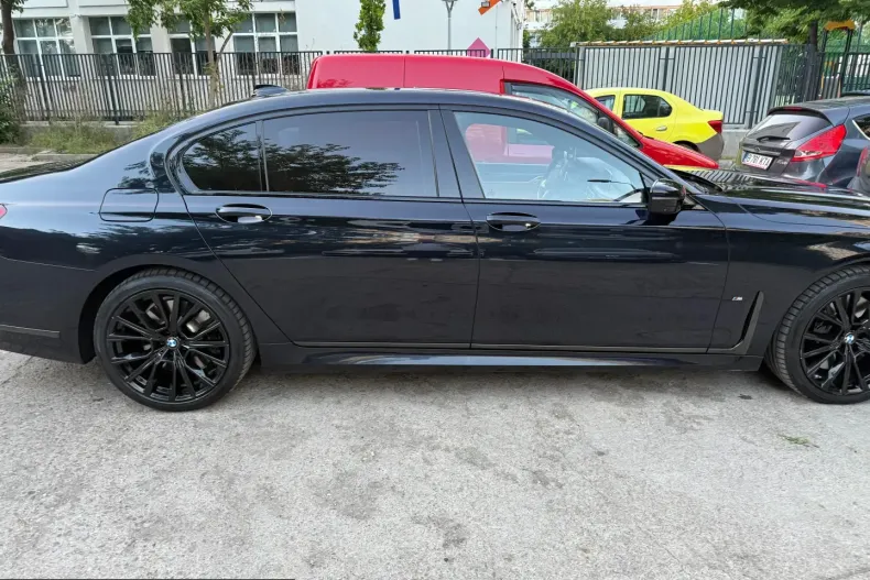 BMW 740 (Seria 7) din 2021 cu 127.800 km - oferta BMW206772 - foto 6