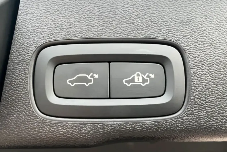 Volvo XC60 din 2024 cu 20.560 km - oferta VOL206775 - foto 10