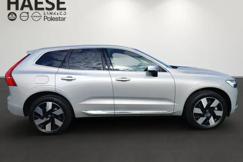 Volvo XC60 din 2025 cu 21.200 km - oferta VOL206777 - foto 3
