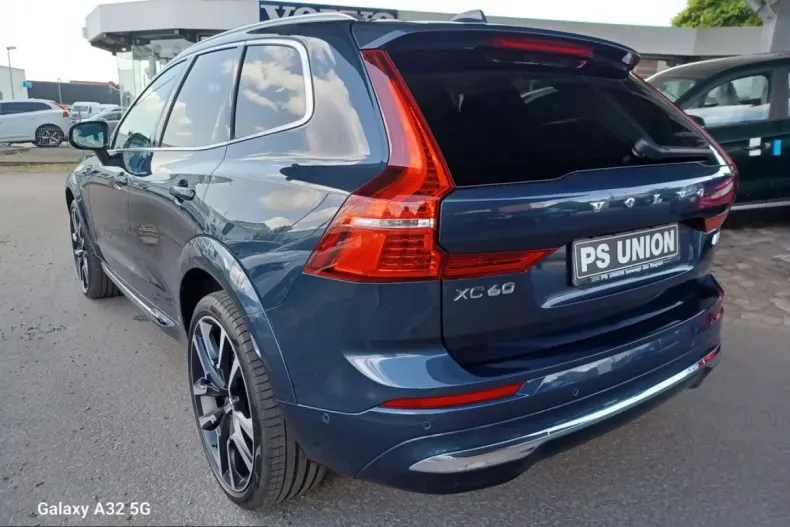 Volvo XC60 din 2024 cu 19.350 km - oferta VOL206778 - foto 2
