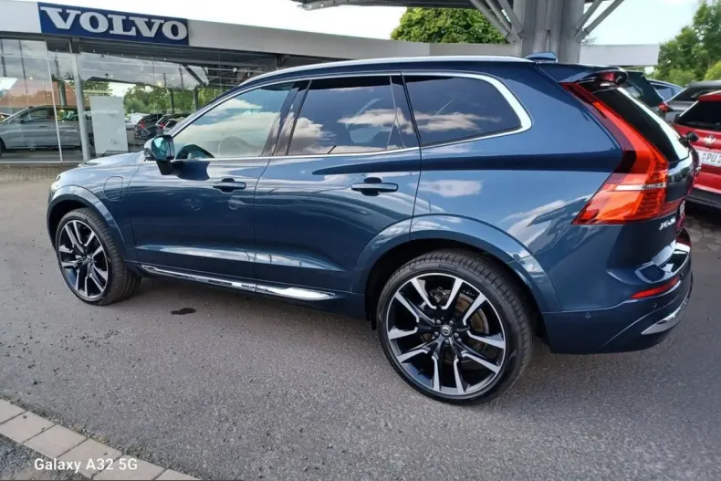 Volvo XC60 din 2024 cu 19.350 km - oferta VOL206778 - foto 3