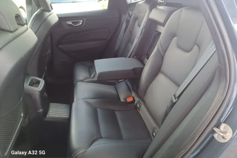 Volvo XC60 din 2024 cu 19.350 km - oferta VOL206778 - foto 17