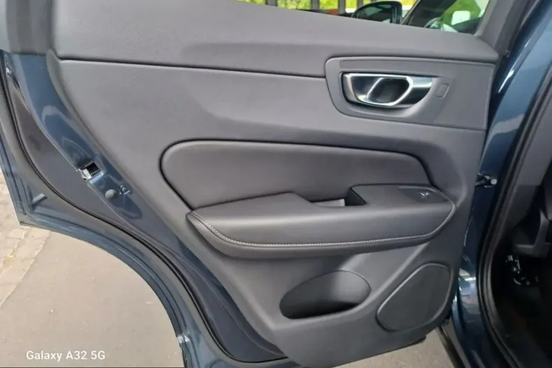 Volvo XC60 din 2024 cu 19.350 km - oferta VOL206778 - foto 18