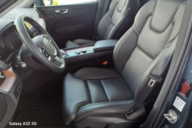 Volvo XC60 din 2024 cu 19.350 km - oferta VOL206778 - foto 21