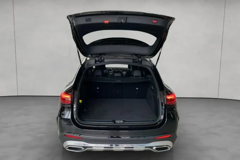 Mercedes-Benz GLC 200 (Clasa GLC) din 2025 cu 7.628 km - oferta MER206779 - foto 12