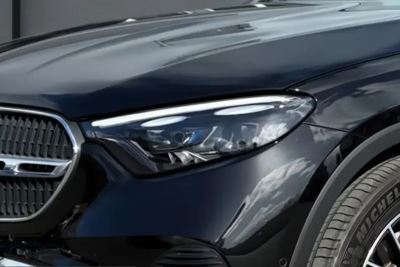 Mercedes-Benz GLC 200 (Clasa GLC) din 2024 cu 8.980 km - oferta MER206782 - foto 10