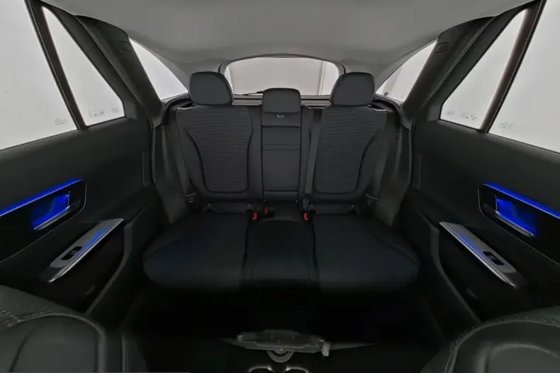 Mercedes-Benz GLC 200 (Clasa GLC) din 2024 cu 9.609 km - oferta MER206783 - foto 16