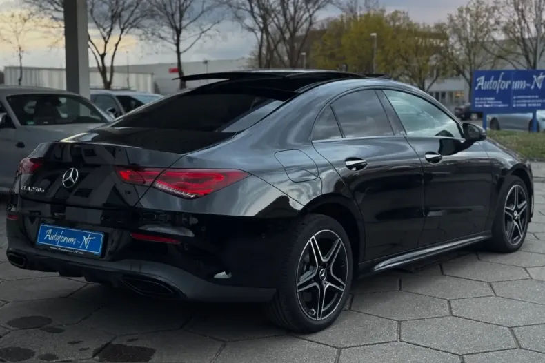 Mercedes-Benz CLA 250 (Clasa CLA) din 2021 cu 52.000 km - oferta MER206784 - foto 3