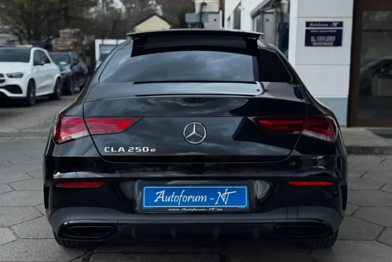 Mercedes-Benz CLA 250 (Clasa CLA) din 2021 cu 52.000 km - oferta MER206784 - foto 8