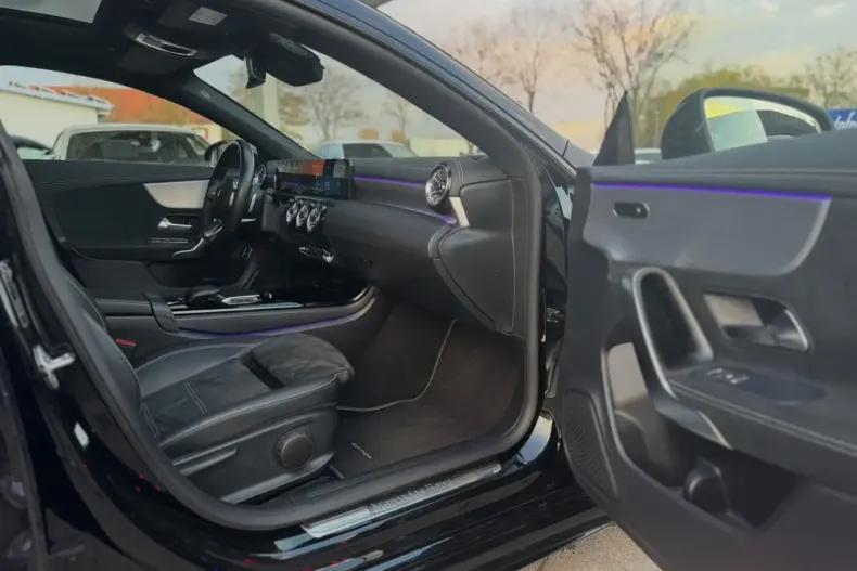 Mercedes-Benz CLA 250 (Clasa CLA) din 2021 cu 52.000 km - oferta MER206784 - foto 9