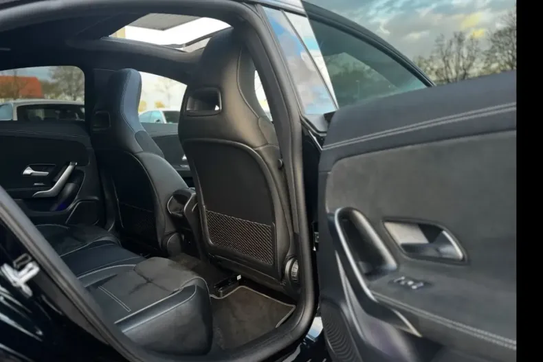 Mercedes-Benz CLA 250 (Clasa CLA) din 2021 cu 52.000 km - oferta MER206784 - foto 10