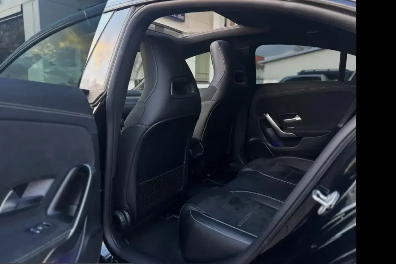 Mercedes-Benz CLA 250 (Clasa CLA) din 2021 cu 52.000 km - oferta MER206784 - foto 12