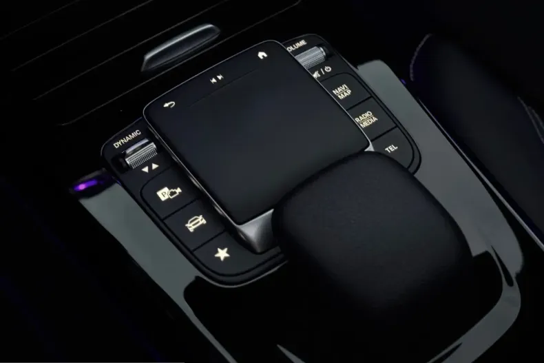 Mercedes-Benz CLA 250 (Clasa CLA) din 2021 cu 52.000 km - oferta MER206784 - foto 25