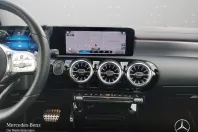 Mercedes-Benz CLA 250 (Clasa CLA) din 2021 cu 41.952 km - oferta MER206785 - foto 12