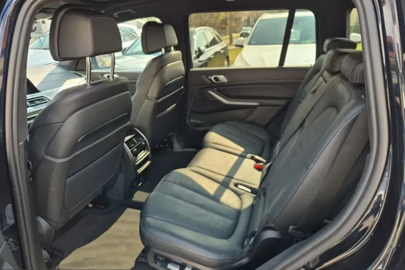 BMW X7 (Seria X) din 2021 cu 98.500 km - oferta BMW206789 - foto 15