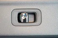 Mercedes-Benz EQE din 2024 cu 16.831 km - oferta MER206790 - foto 10