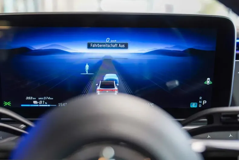 Mercedes-Benz EQE din 2024 cu 16.831 km - oferta MER206790 - foto 18