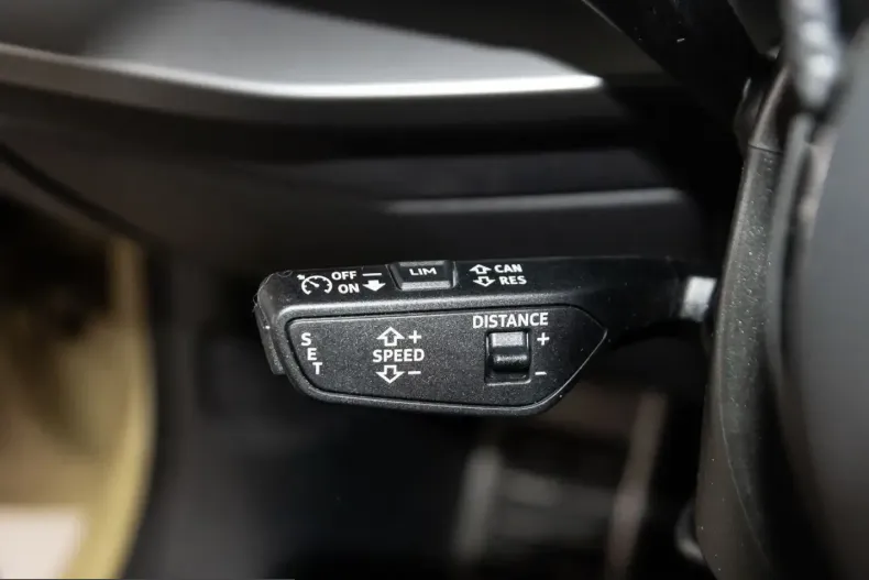 Audi A3 din 2023 cu 52.359 km - oferta AUD206796 - foto 17