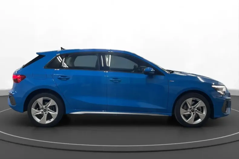 Audi Audi A3 din 2022 cu 19.690 km - oferta AUD206797 - foto 5