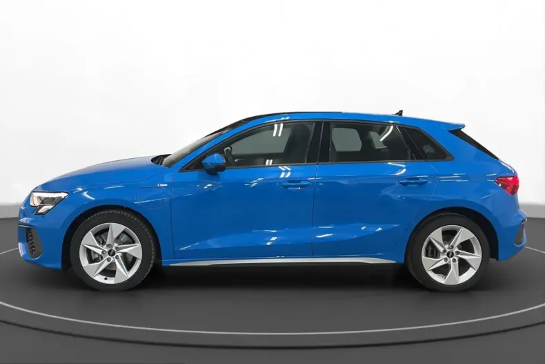 Audi Audi A3 din 2022 cu 19.690 km - oferta AUD206797 - foto 6