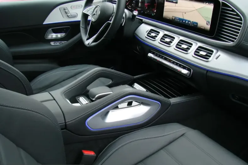 Mercedes-Benz GLE 300 (Clasa GLE) din 2025 cu 2.480 km - oferta MER206799 - foto 9