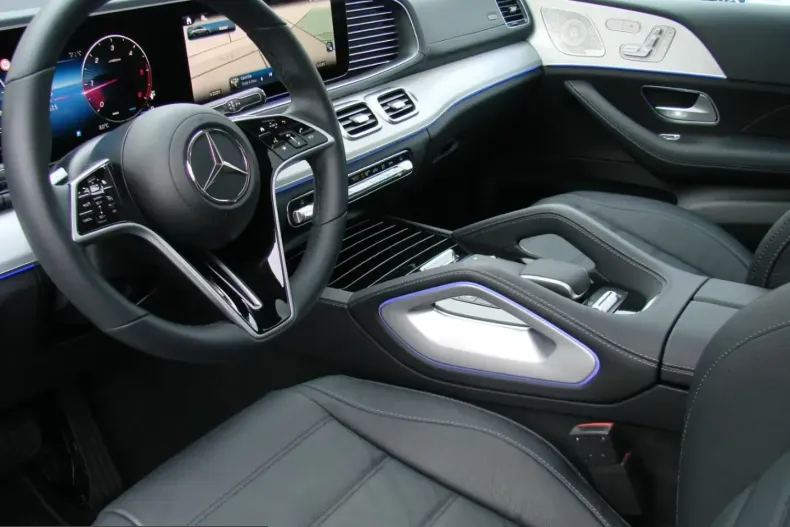 Mercedes-Benz GLE 300 (Clasa GLE) din 2025 cu 2.480 km - oferta MER206799 - foto 13