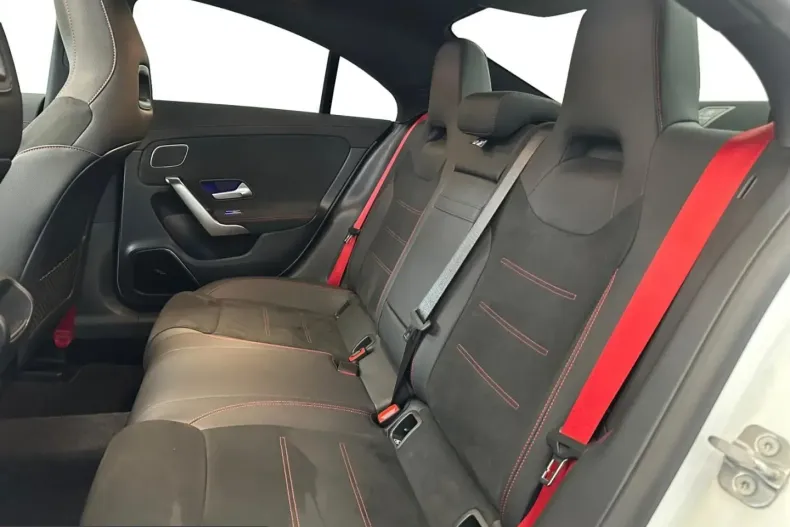 Mercedes-Benz CLA 35 AMG (Clasa CLA) din 2024 cu 23.088 km - oferta MER206802 - foto 12