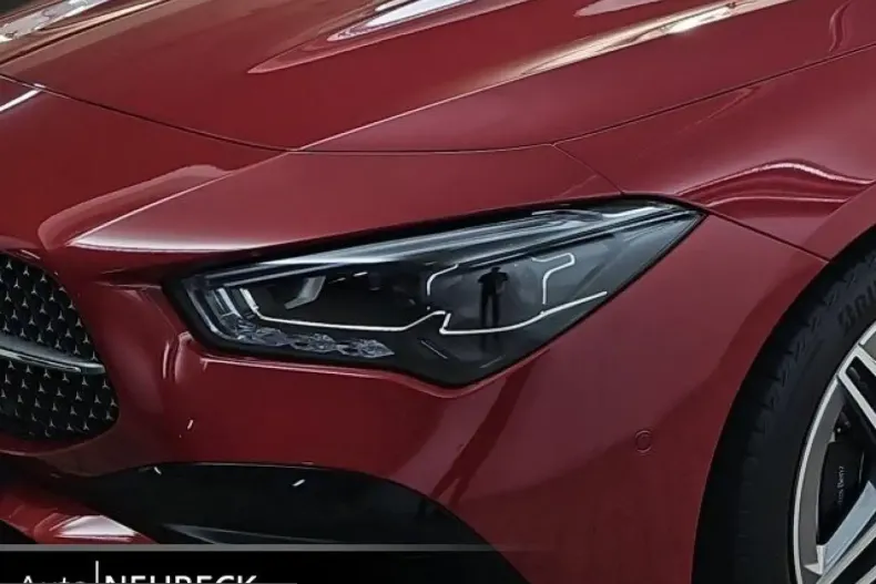 Mercedes-Benz CLA 220 (Clasa CLA) din 2024 cu 8.000 km - oferta MER206803 - foto 7