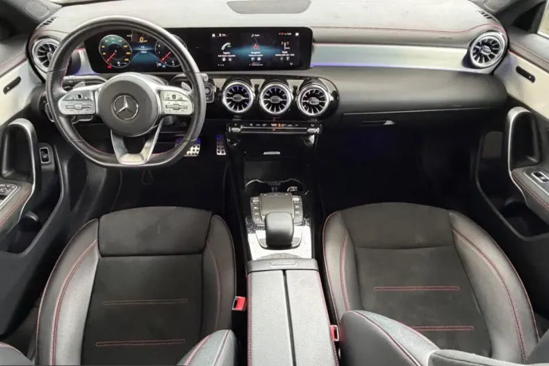 Mercedes-Benz CLA 200 (Clasa CLA) din 2023 cu 59.800 km - oferta MER206807 - foto 10