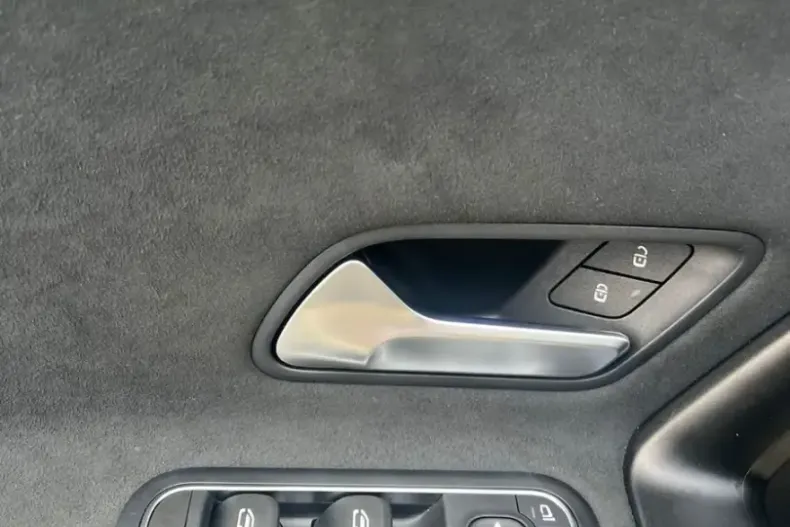 Mercedes-Benz CLA 35 AMG (Clasa CLA) din 2024 cu 10.640 km - oferta MER206808 - foto 11