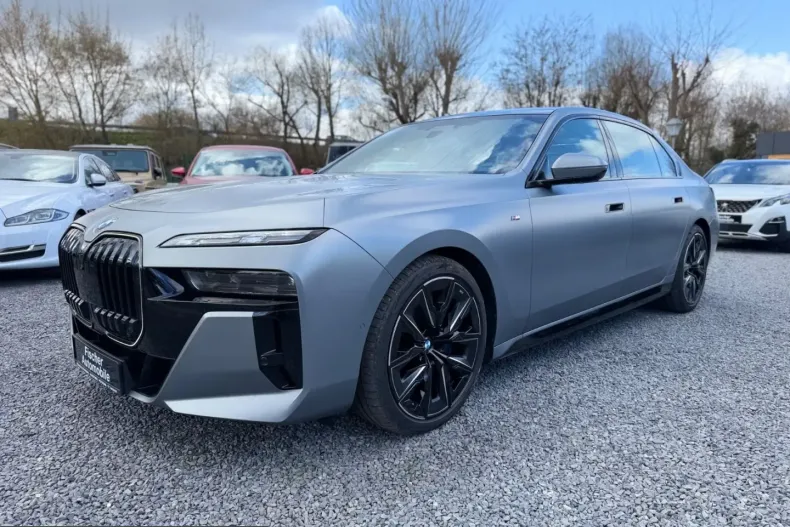 BMW 740 (Seria 7) din 2024 cu 21.436 km - oferta BMW206813 - foto 1