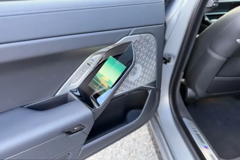 BMW 740 (Seria 7) din 2024 cu 21.436 km - oferta BMW206813 - foto 12