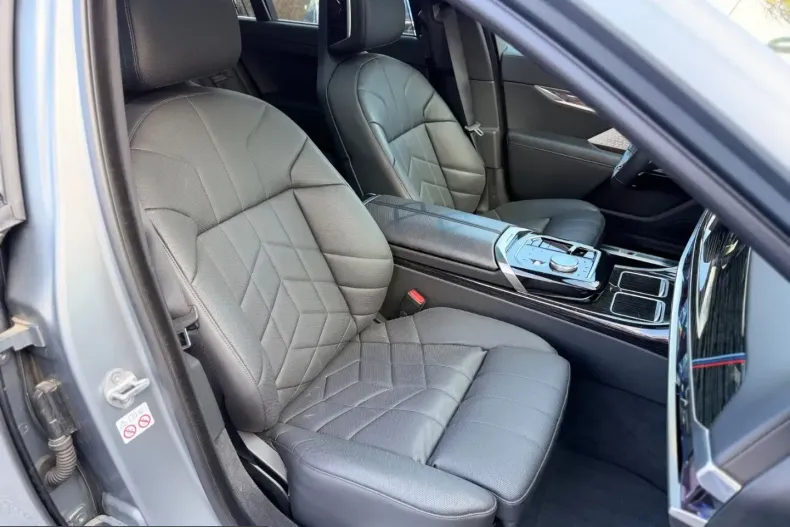 BMW 740 (Seria 7) din 2024 cu 21.436 km - oferta BMW206813 - foto 17