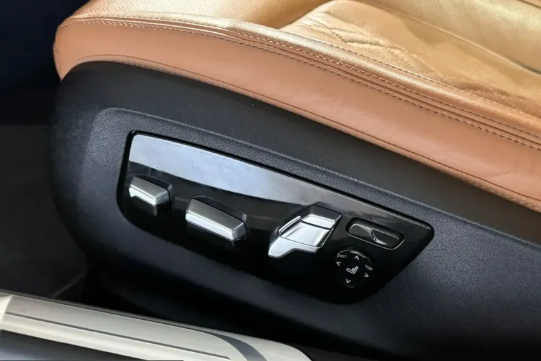 BMW 750 (Seria 7) din 2021 cu 95.595 km - oferta BMW206814 - foto 17