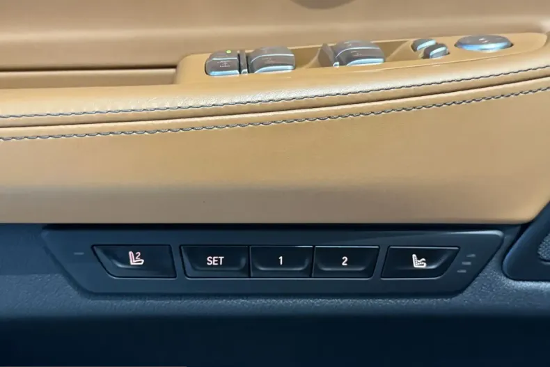 BMW 750 (Seria 7) din 2021 cu 95.595 km - oferta BMW206814 - foto 19