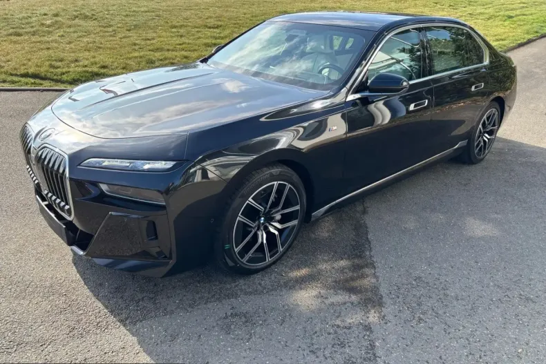 BMW 740 (Seria 7) din 2023 cu 99.648 km - oferta BMW206820 - foto 2