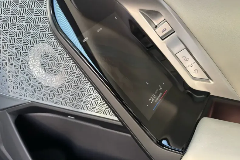 BMW 740 (Seria 7) din 2023 cu 99.648 km - oferta BMW206820 - foto 19