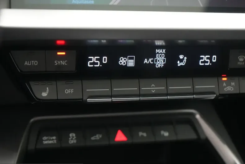 Audi A3 din 2022 cu 26.585 km - oferta AUD206822 - foto 11