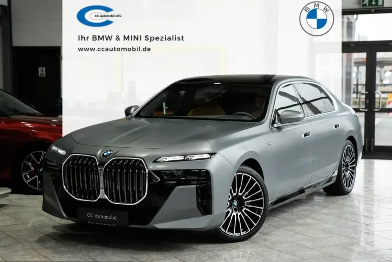 BMW 740 (Seria 7) din 2025 cu 22.655 km - oferta BMW206827 - foto 1