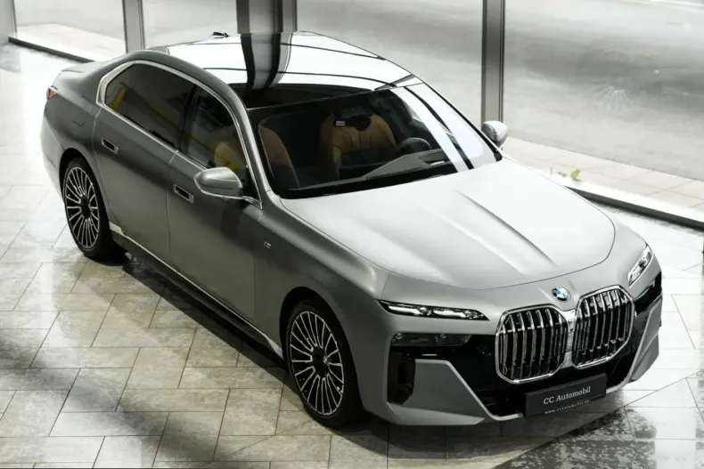 BMW 740 (Seria 7) din 2025 cu 22.655 km - oferta BMW206827 - foto 40