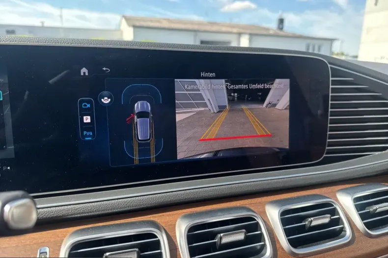 Mercedes-Benz GLE 300 (Clasa GLE) din 2024 cu 9.000 km - oferta MER206828 - foto 17