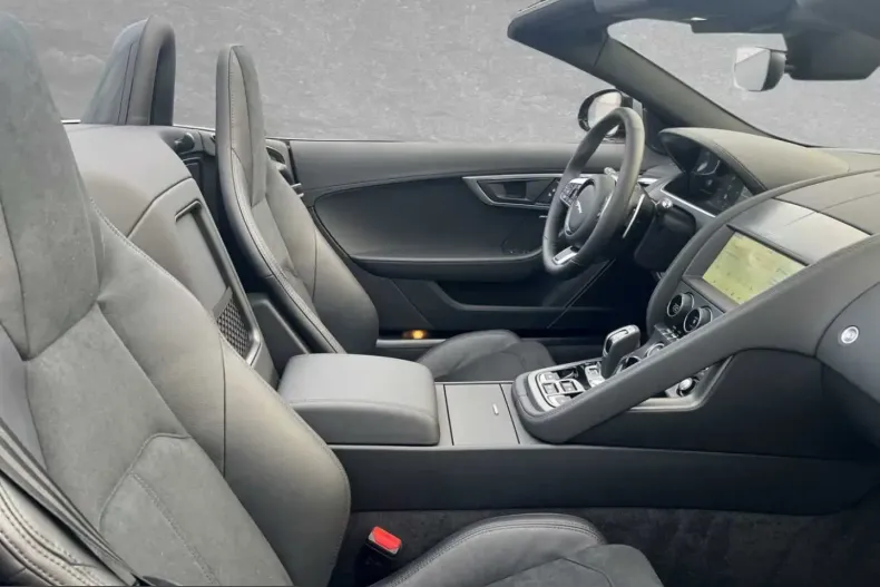 Jaguar F-Type din 2024 cu 9.925 km - oferta JAG206829 - foto 7