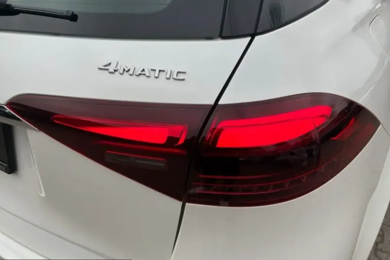 Mercedes-Benz GLE 450 (Clasa GLE) din 2024 cu 35.786 km - oferta MER206832 - foto 11